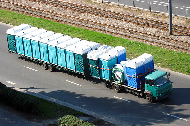 Best Portable toilet rental cost  in Wayne, IL